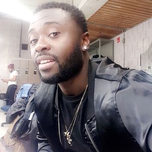 Meet your Posher, Emmanuel